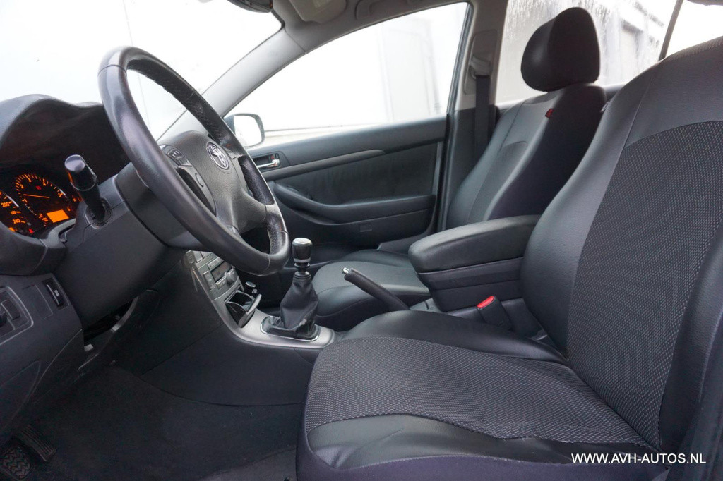 Toyota Avensis wagon 2.0 d-4d-f luna