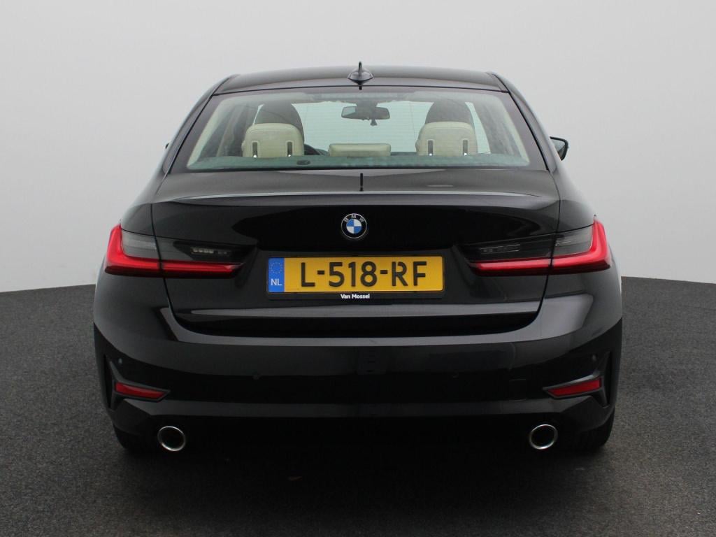 BMW 3-serie 318i business edition | virtual cockpit | navigatie | leder | c