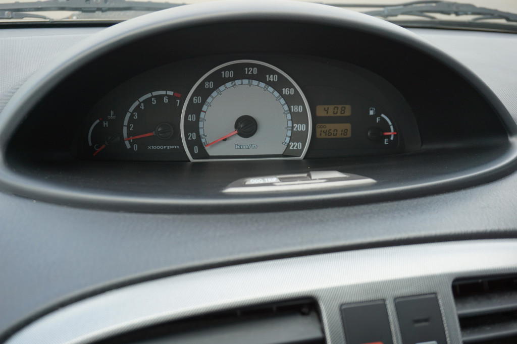 Hyundai Matrix 1.6i silver edition airco / elektr. ramen / trekhaak / nap