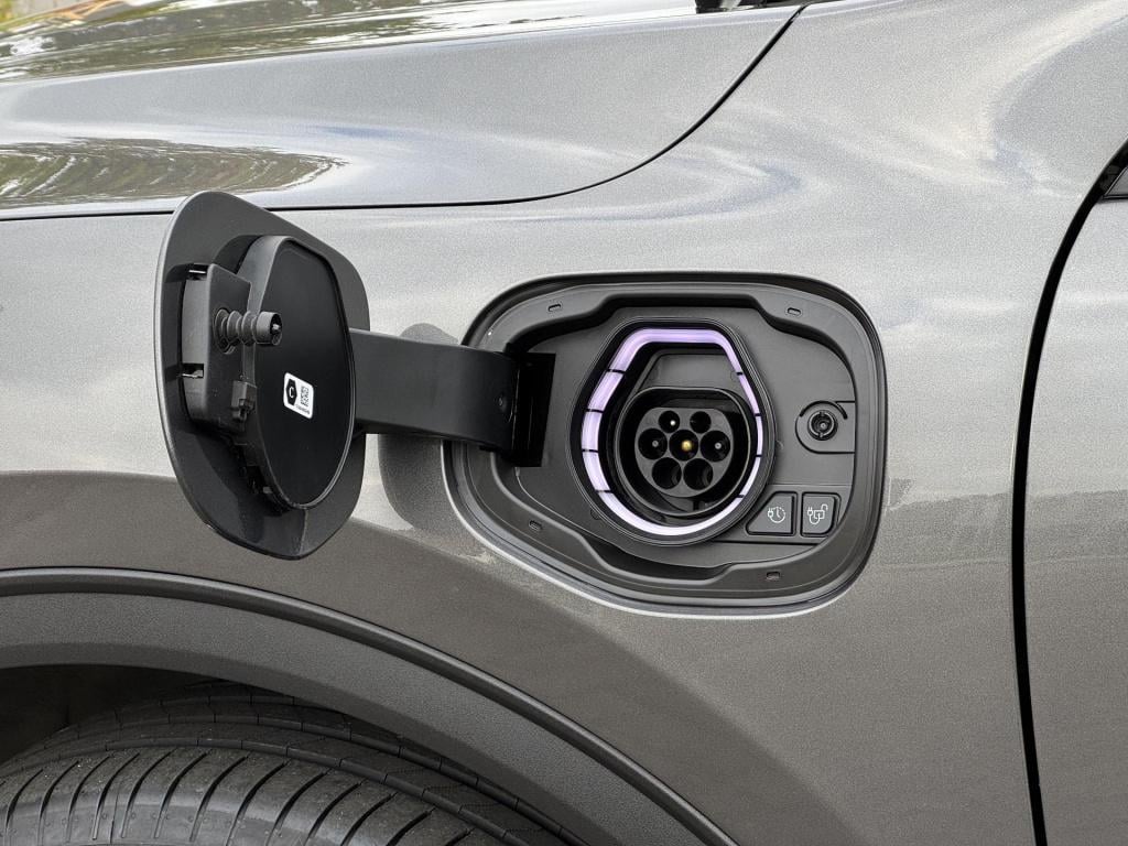 Ford Kuga 2.5 phev titanium soh 93% trekhaak, nl-auto winter pack