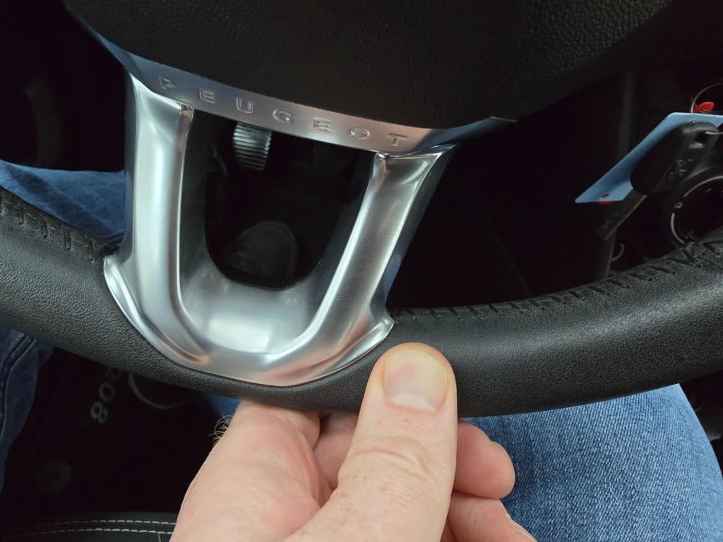 Peugeot 208 occasion met cruisecontrol en veel ruimte ook achterin | tweede