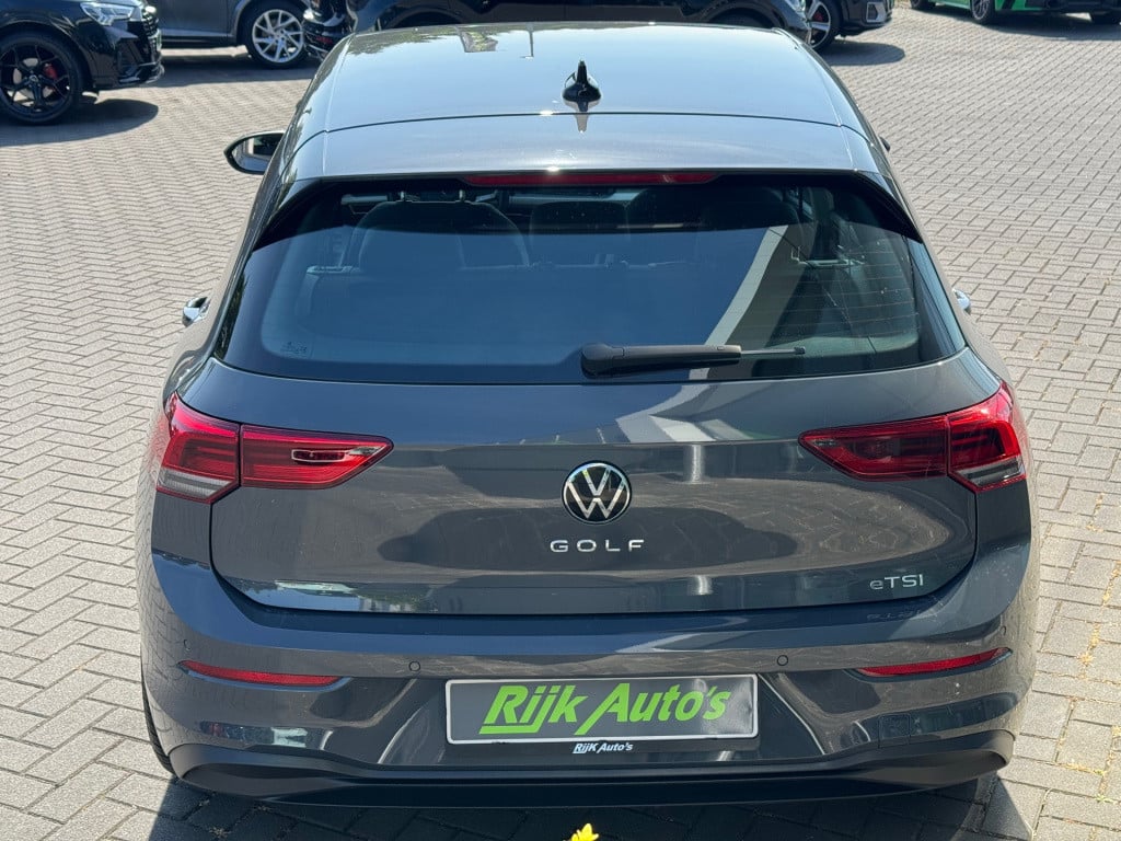 Volkswagen Golf 1.0 etsi life * camera * stoel + stuur verwarming * acc