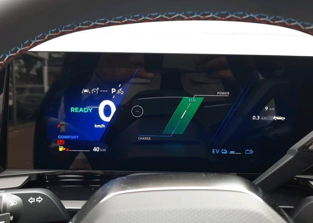 Renault Espace e-tech full hybrid 200 esprit alpine 7p. - panoramisch vast 