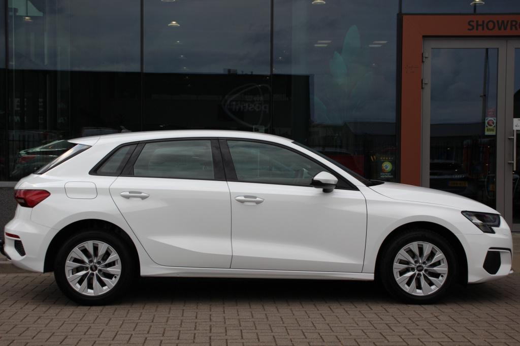 Audi A3 sportback 40 tfsi e business edition | cruise | dab | trekhaak