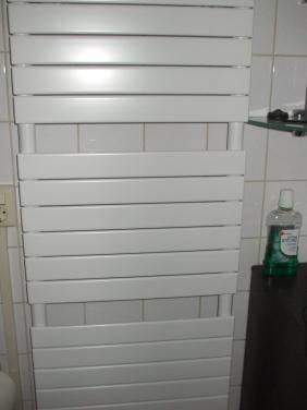 Te koop handdoeken stangen voor comfort radiator.(nieuw).