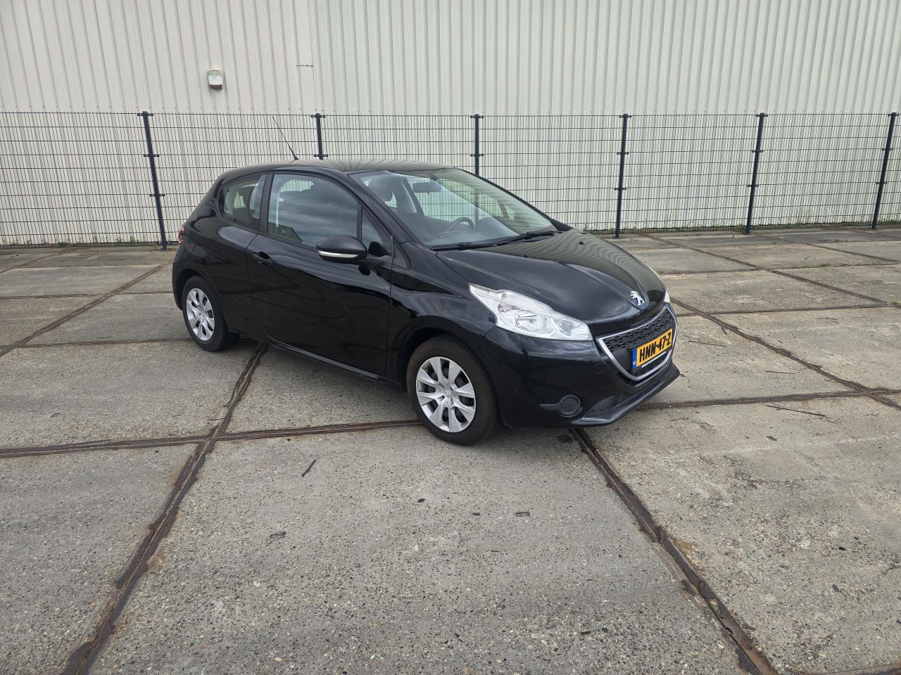 Peugeot 208 1.2 VTI Acces