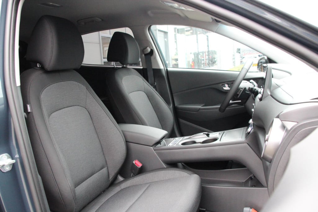 Hyundai Kona ev fashion 64 kwh
