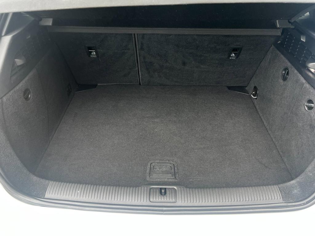 Audi A3 1.4 tfsi s-line ambition, div. extra's