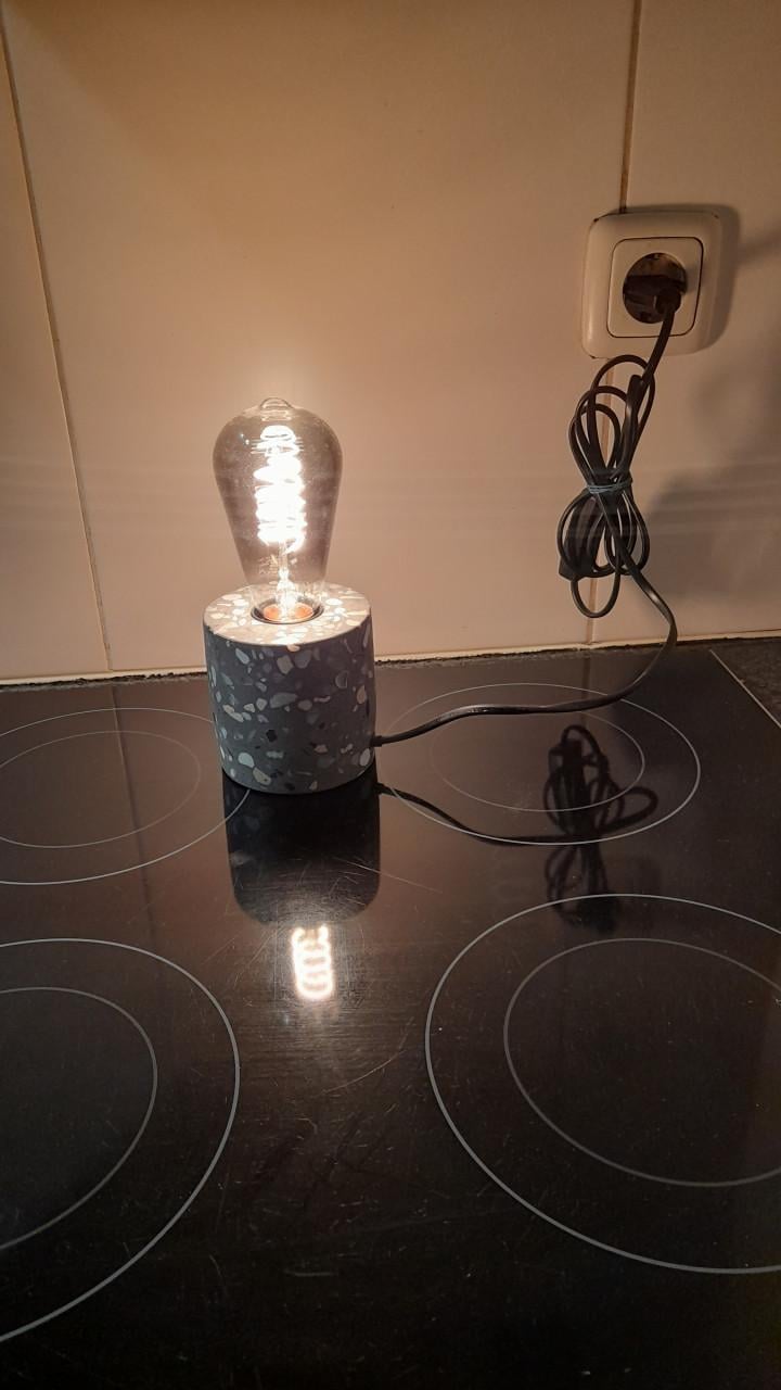 Coco tafellamp ( in goede nette staat )