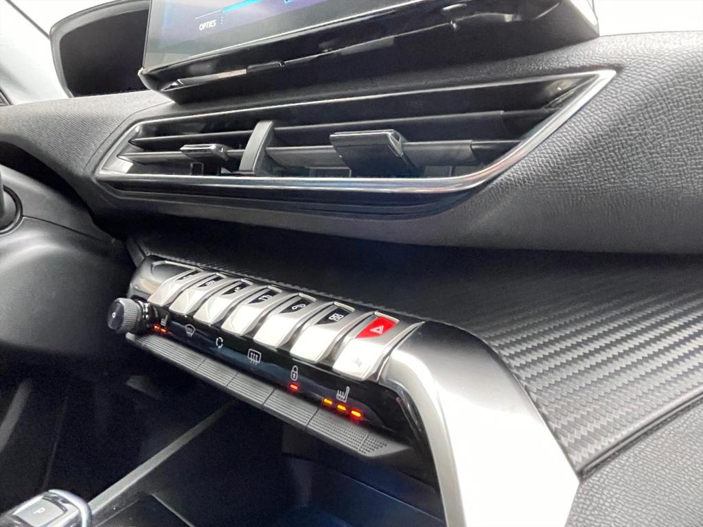 Peugeot 3008 allure 1.2-130pk automaat (eat8) apple carplay & android auto 