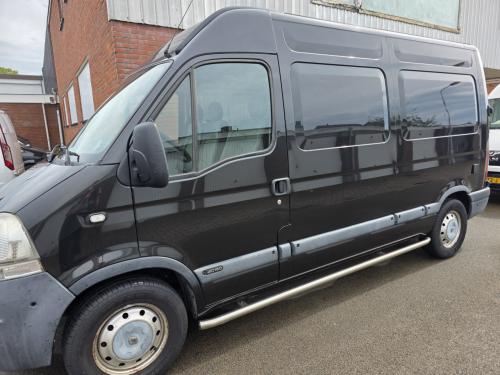 Keurig nette Renault Master buscamper