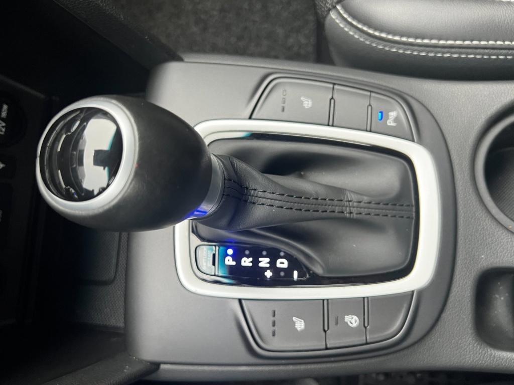 Hyundai Kona 1.6 gdi hev premium two tone, leer, camera, head up display en