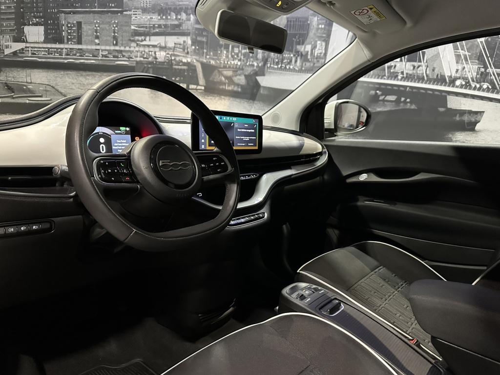 Fiat 500 icon 42 kwh *carplay*camera*