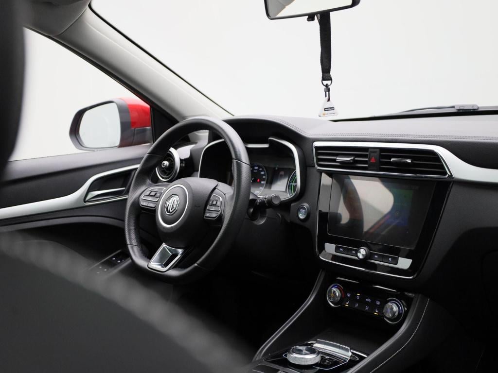 MG Zs Ev luxury 45 kwh | panoramadak | leder | apple carplay - android auto