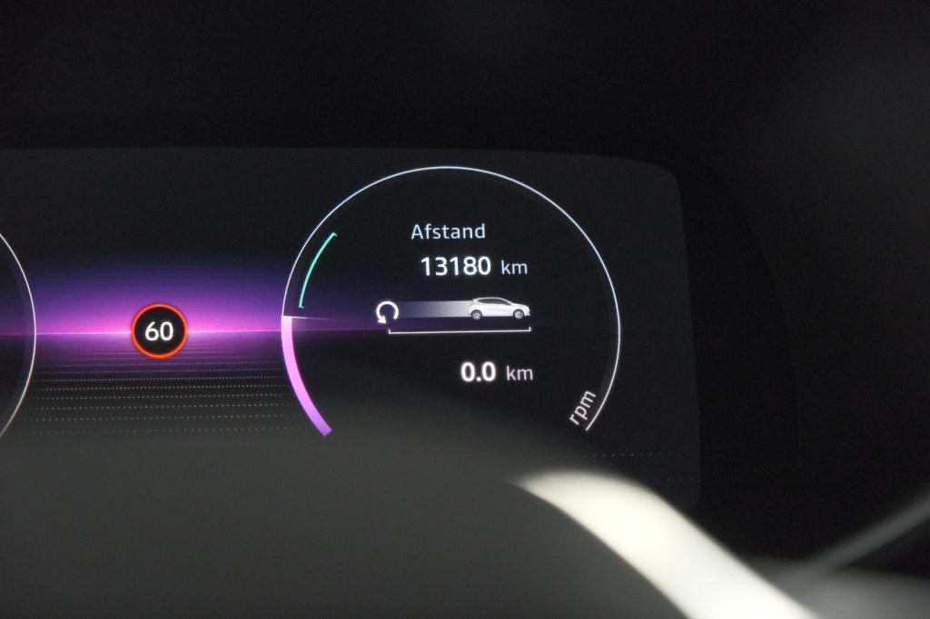 Renault Clio tce 90 techno | 360 camera | adaptieve cruise control | 9.3 in