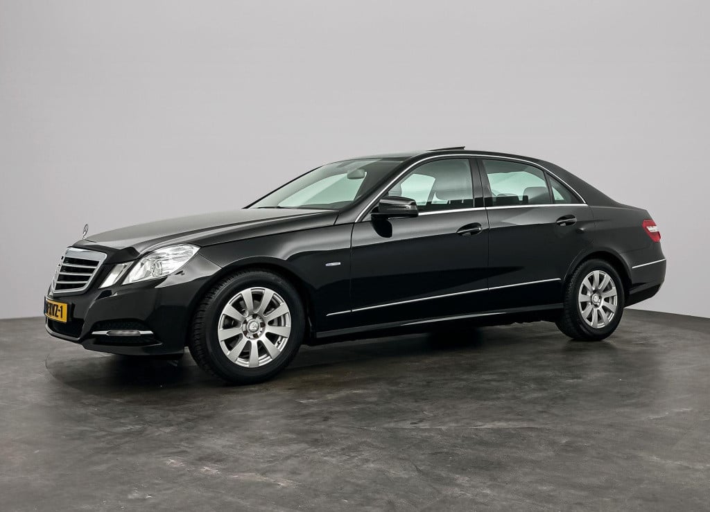 Mercedes-Benz E-Klasse 200 cgi avantgarde dakraam stoelverwarming