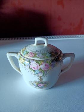 Vintage porseleinen suikerpot met deksel