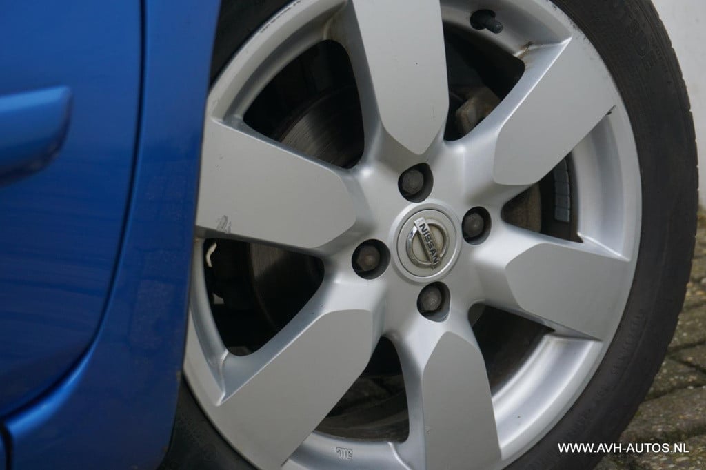 Nissan Note 1.6 first note