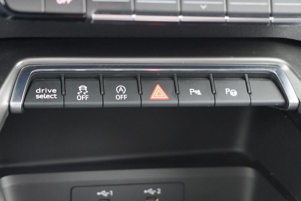 Audi S3 sportback 2.0 tfsi 310pk s tronic quattro edition one | pano | b&o 