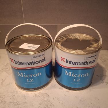Antifouling International Micron LZ zwart 2,5 liter en 2,0 liter