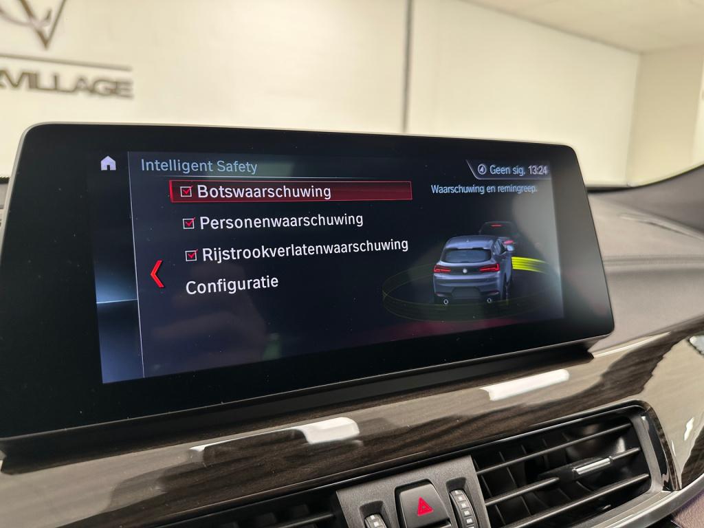 BMW X2 xdrive25e m-sport | harman/kardon | panoramadak | leer |