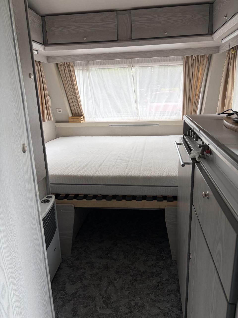 Mooie lichte Kip sunline ks 41 caravan met mover