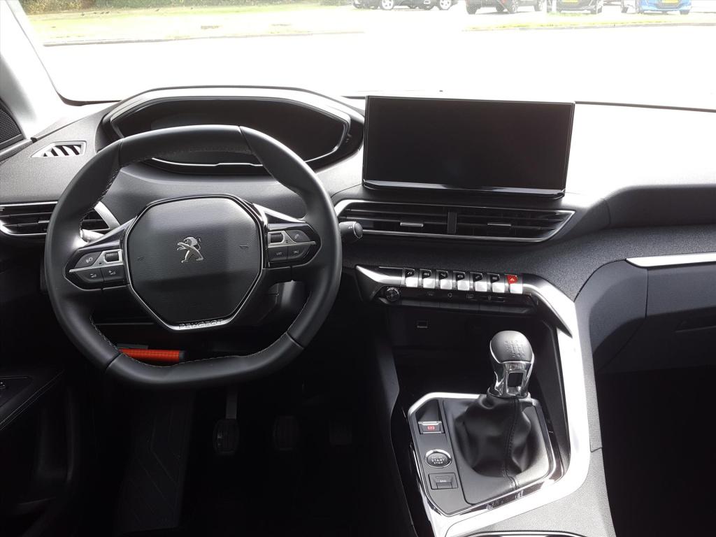 Peugeot 3008 1.2 130pk s&s allure apple carplay & android auto | navigatie 