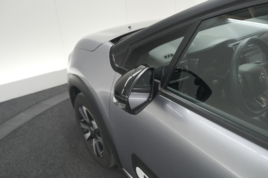 Citroen C3 puretech 110 max | parkeersensoren | apple carplay | climate con