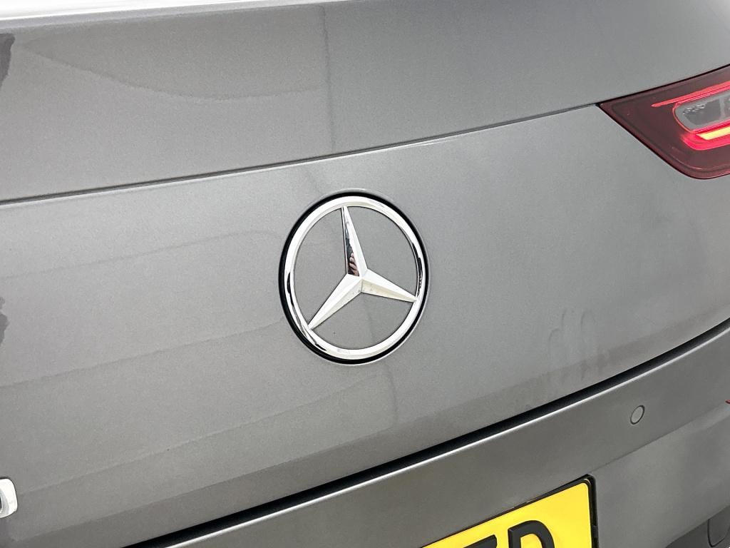 Mercedes-Benz Cla 180 business line | trekhaak | cruise control | stoelverw