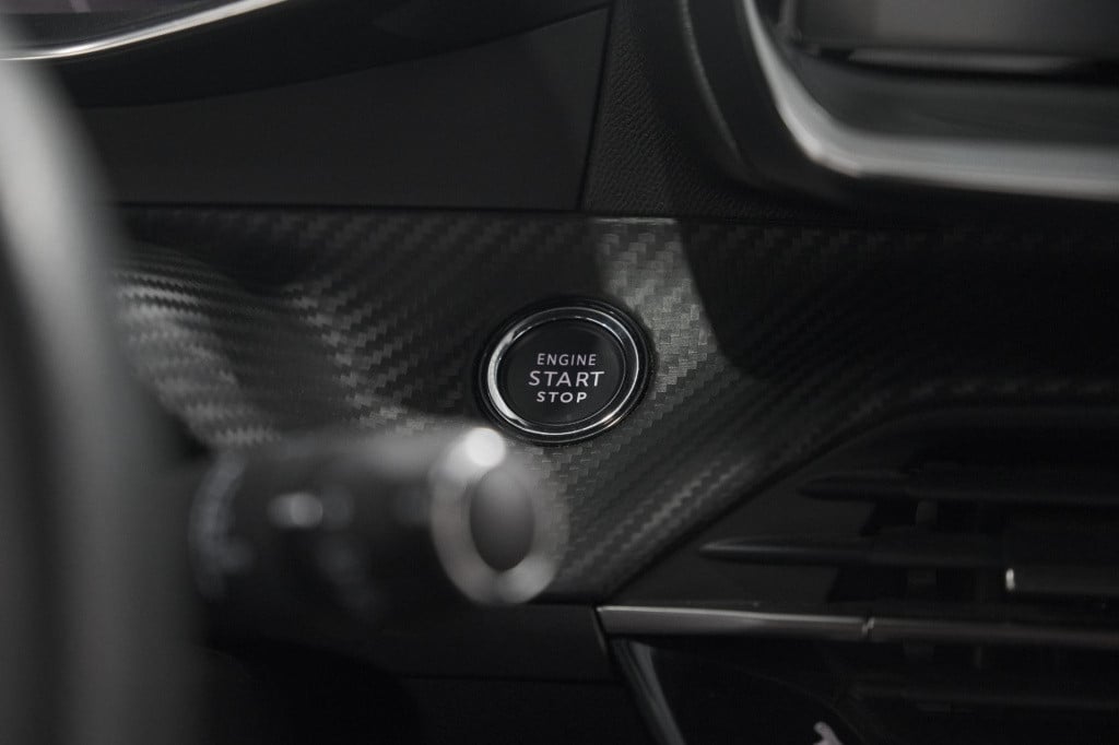 Peugeot 208 ev gt pack 50 kwh | 3 fase | camera | panoramadak | dodehoekdet
