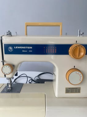 Lewenstein naaimachine