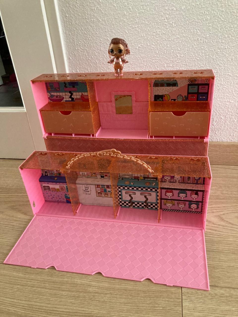 LOL Surprise mini shops / display set incl. popje (origineel)