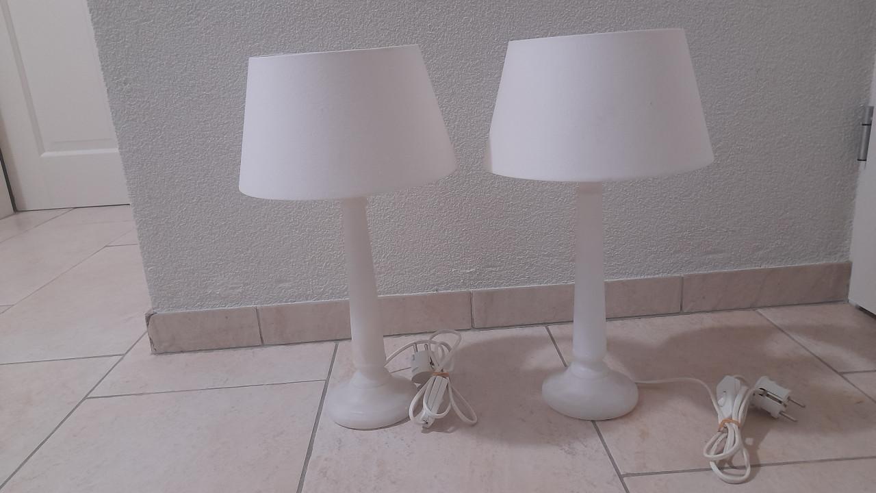 2 x tafellamp met marmeren voet  (z.g.a.n.)