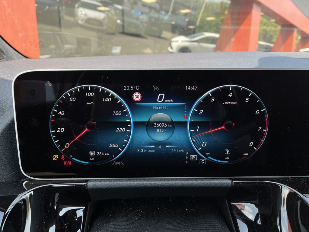 Mercedes-Benz B-Klasse 250 premium plus automaat | trekhaak |