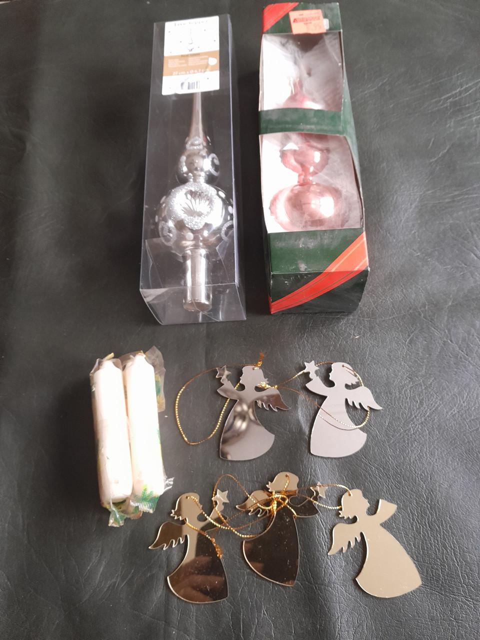 Zgan en gebruikte diverse kerst versiering+ kerstboom standaard v.a. 1,00