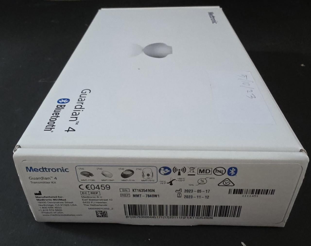 Medtronic Guardian 3 sensoren en een grbuikte tranmsmitter