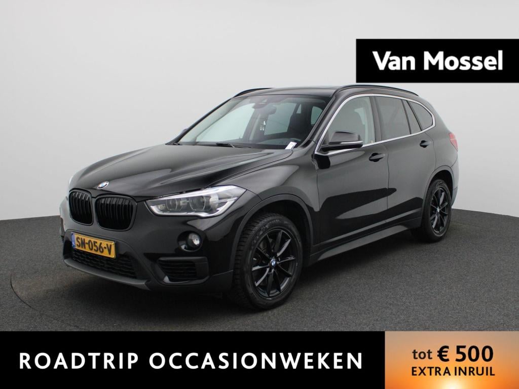 BMW X1 sdrive20i executive | automaat | apple carplay / android auto | pano