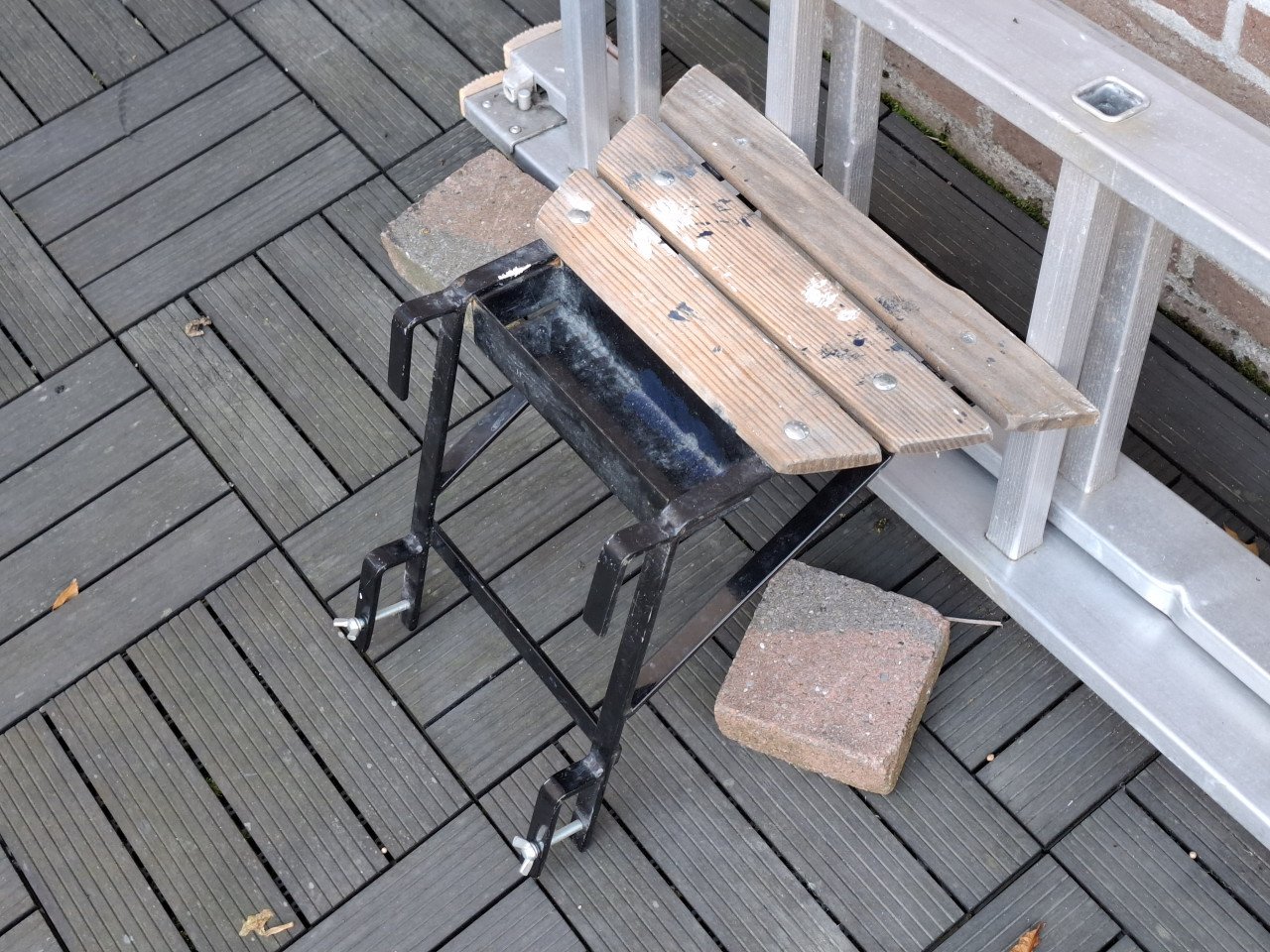 Te koop Ladder met muurafhouder