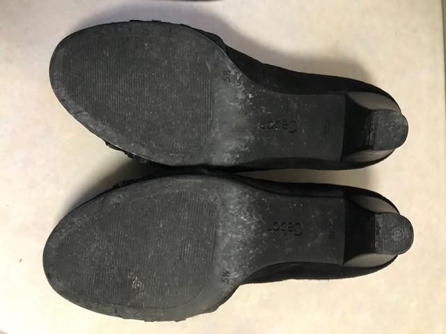 Gabor zwarte pumps van velours mt. 38,5 (5 ½)