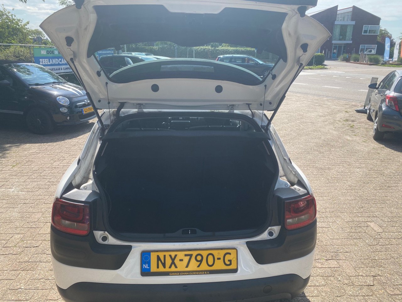 Te koop: Citroën C4 Cactus 1.2 PureTech – Comfort, Stijl én Innovatie!