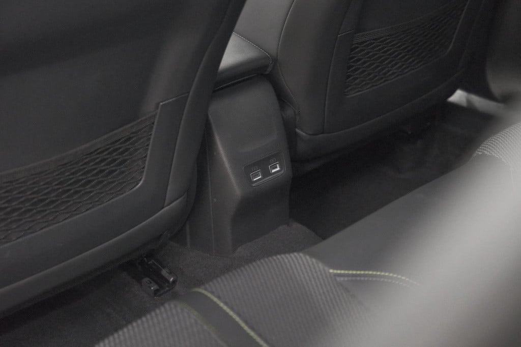 Peugeot 2008 puretech 130 eat8 gt | camera | apple carplay | parkeersensore