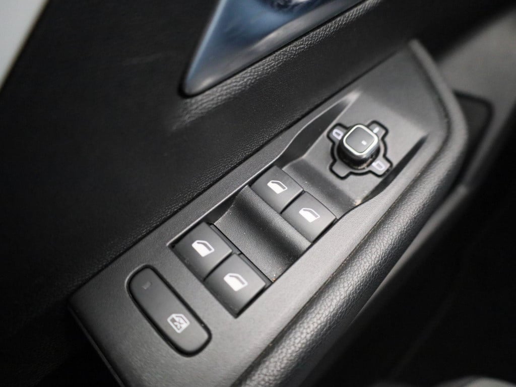 Opel Astra 1.2 edition | navigatie | climate control | parkeersensoren