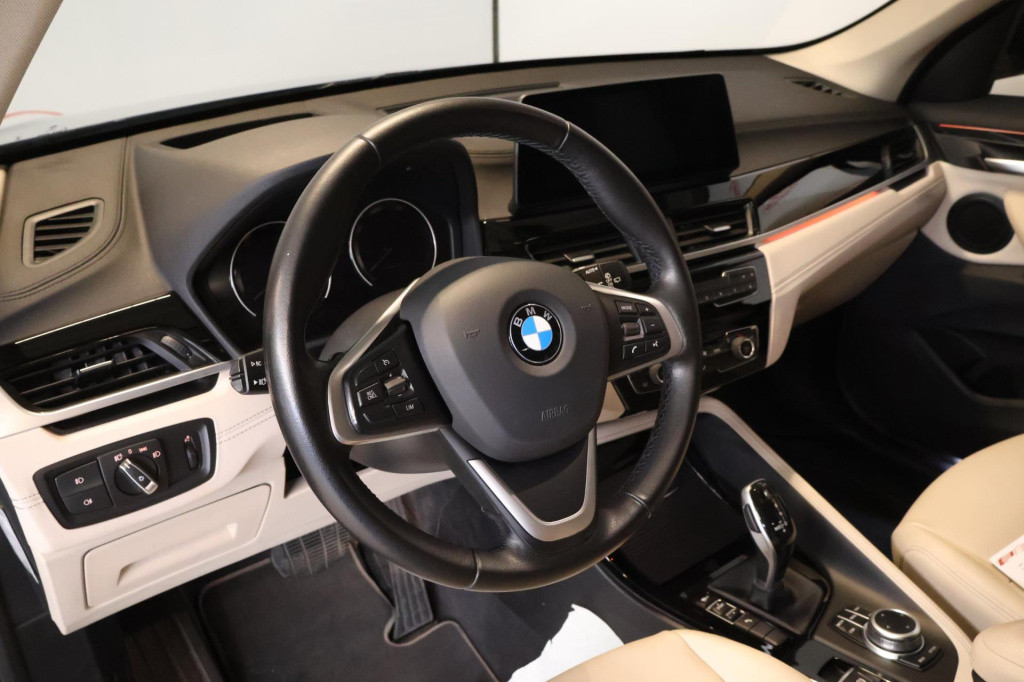 BMW X1 sdrive18i high executive x-line nl auto, leder, hud, led, el koffer