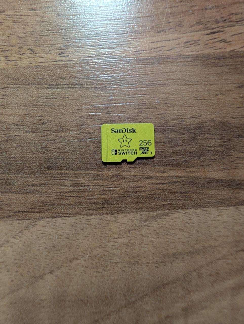 Nintendo Switch OLED Mario Editie - Zo goed als nieuw