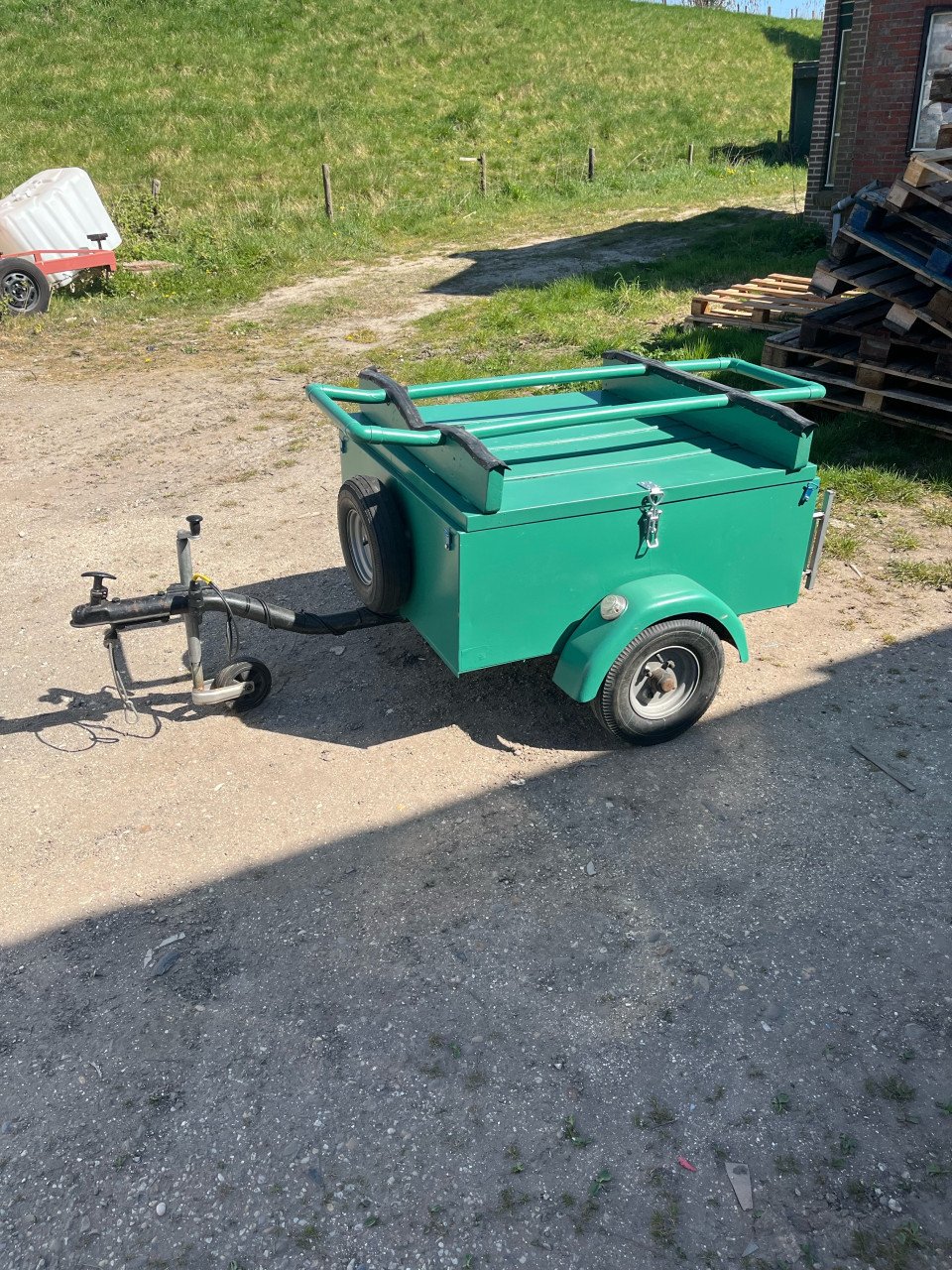 Te koop kleine kar