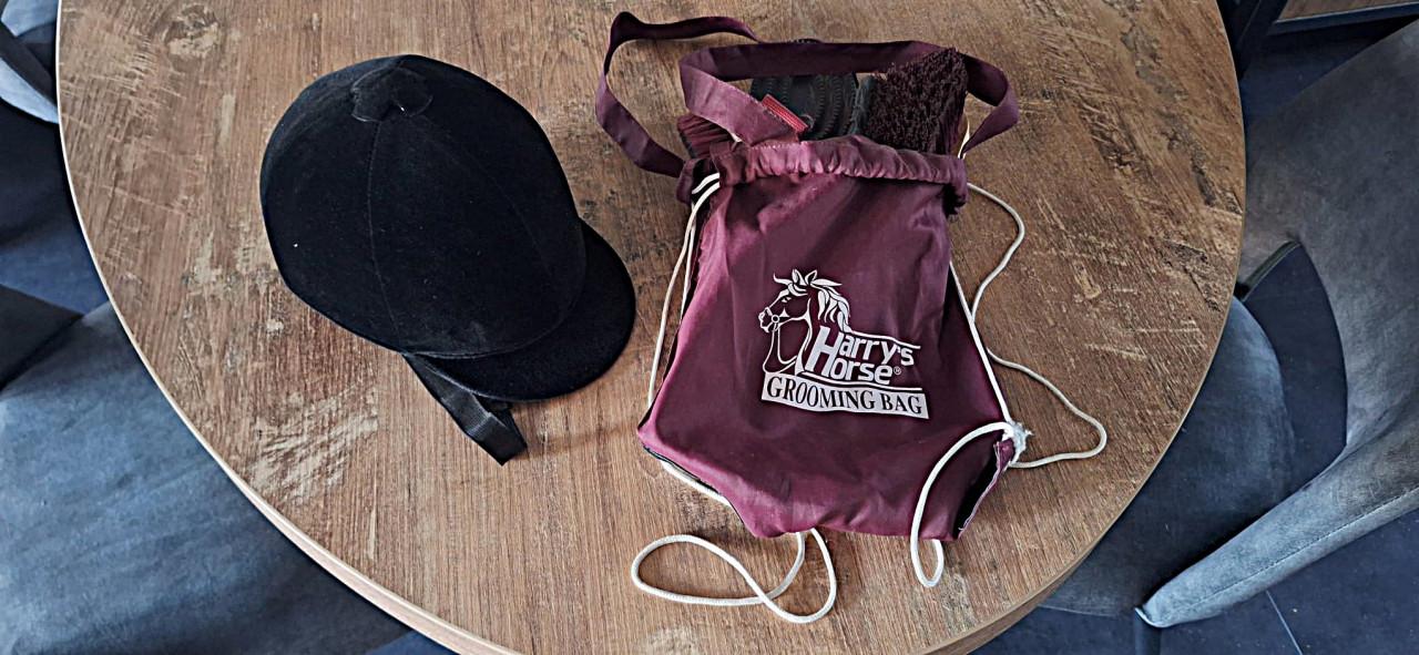 RUITERCAP + BORSTELSET