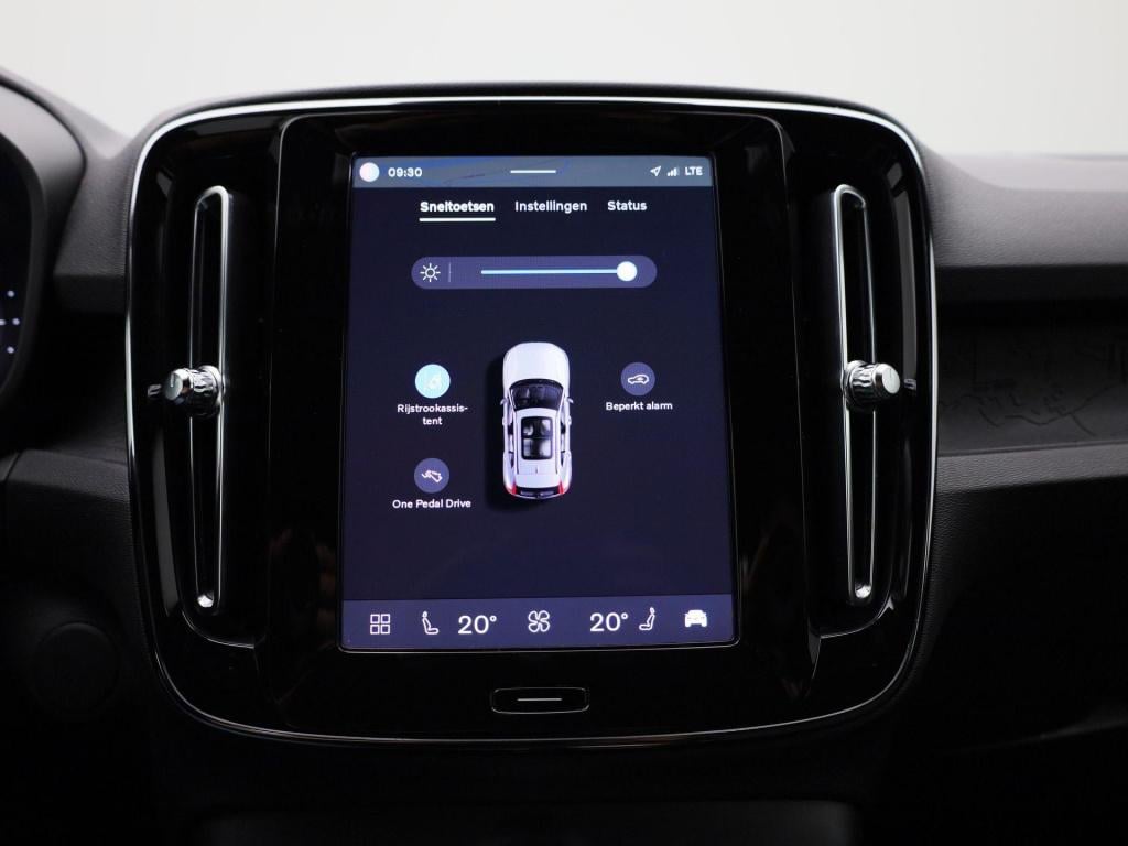 Volvo XC40 recharge core | google navigatie | apple carplay/ android auto |