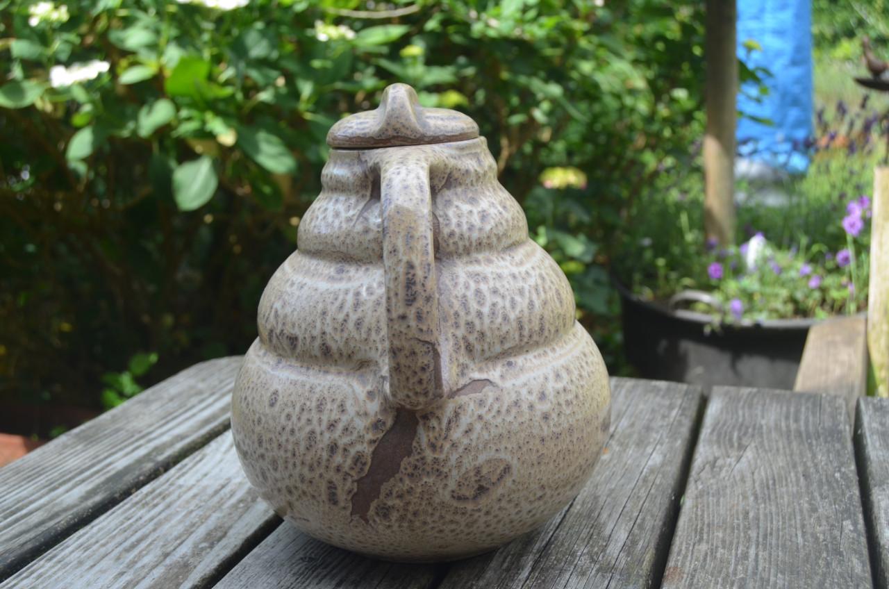 Schenkkan ontwerp Hildo Krop voor ESKAF