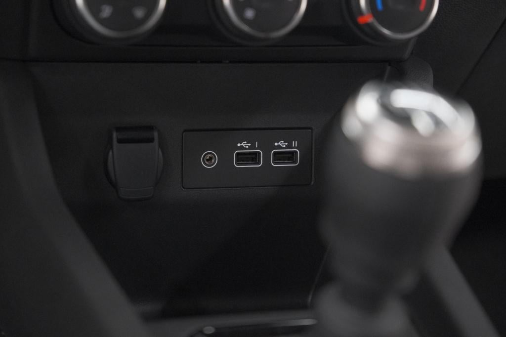 Renault Clio tce 90 gpf evolution | parkeersensoren | navigatie | apple car