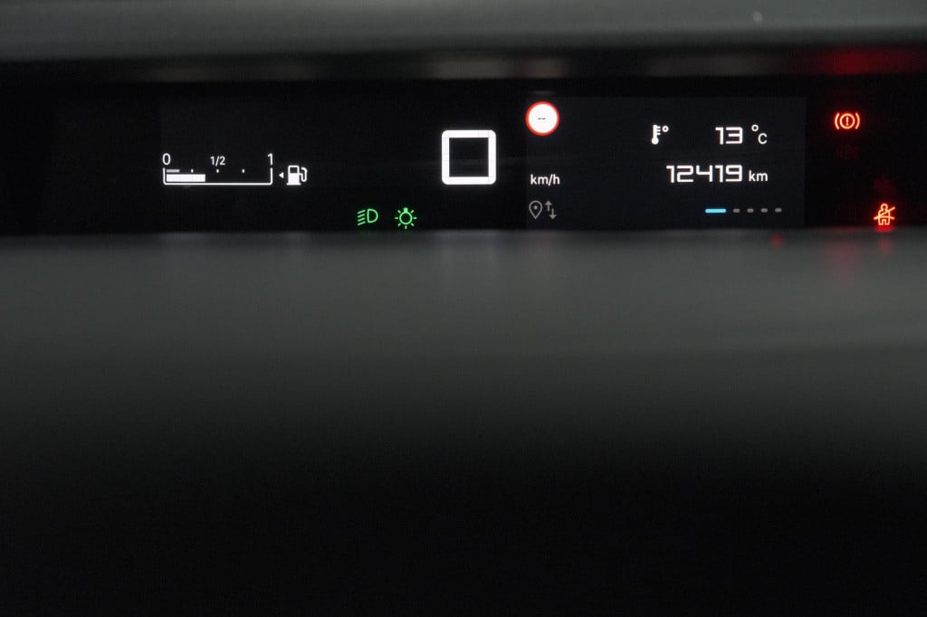 Citroen C3 turbo 100pk max | nieuw model | camera | navigatie | apple carpl